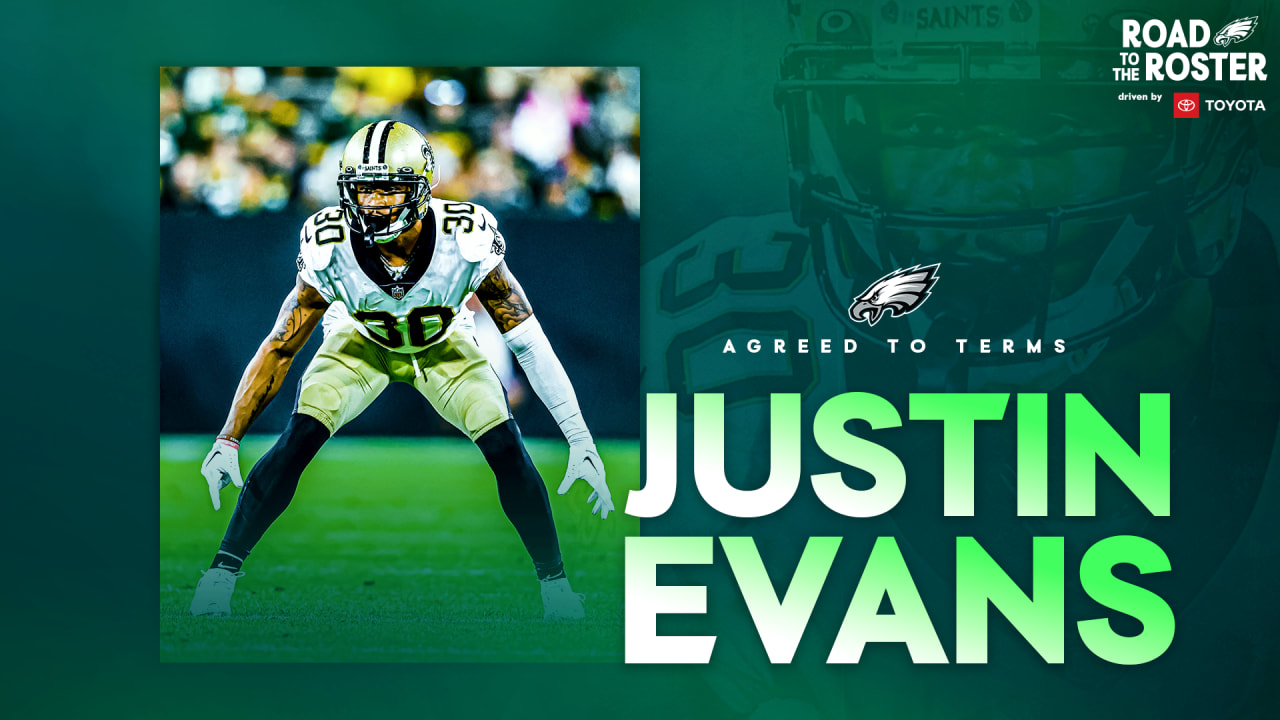 Eagles agree to terms with Justin Evans