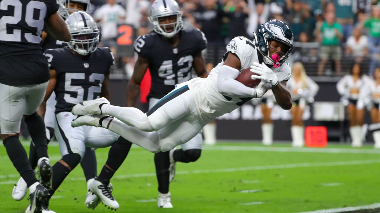 Quez Watkins' fumble costs the Eagles in a loss to the Commanders