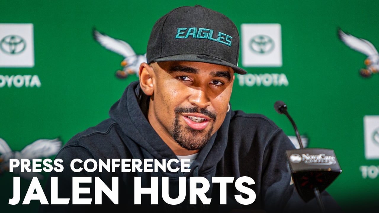 Eagles Nation on X: Jalen Hurts and Randall Cunningham swapping