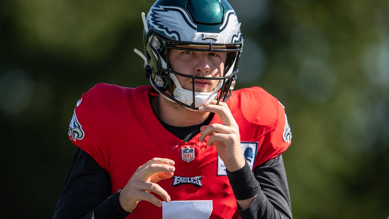 Doug Pederson confirms that Carson Wentz will NOT be benched