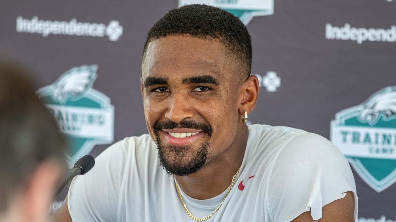 Inside Eagles WR A.J. Brown's quest to get faster — and the GPS data that  confirms he actually did