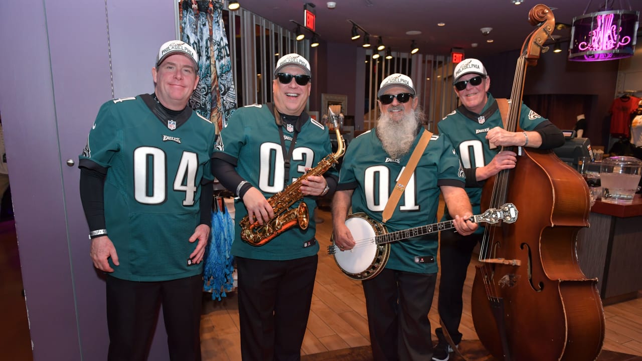 Die Hard Philadelphia Eagles Fans