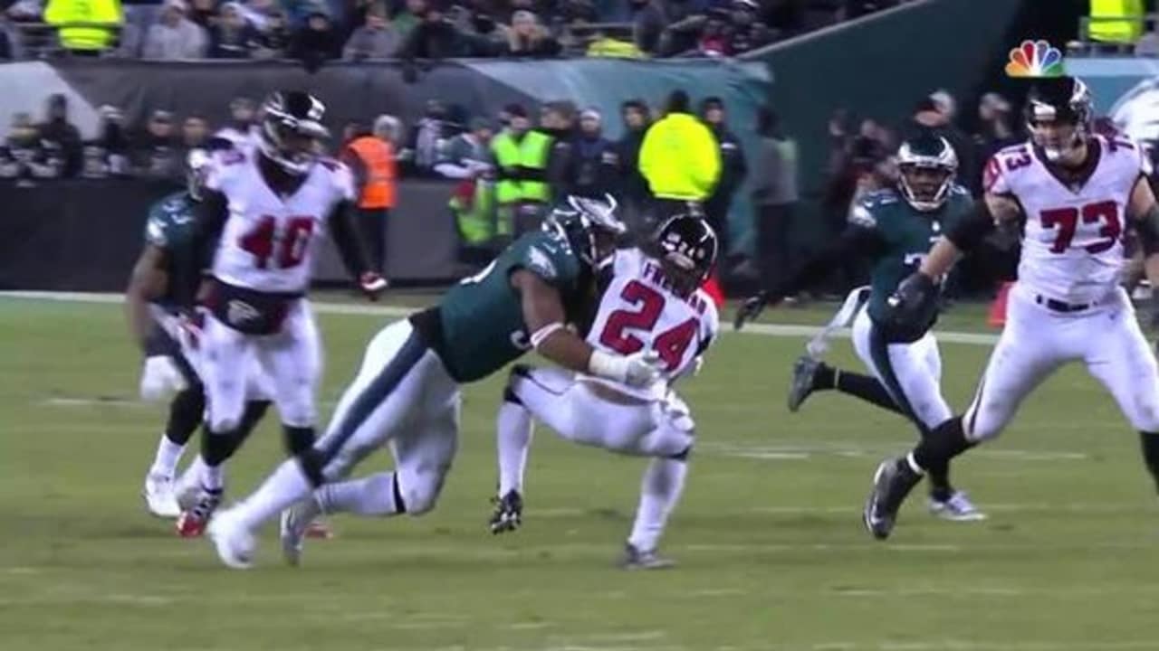 In-game replay: Devonta Freeman busts open for touchdown run in fourth  quarter