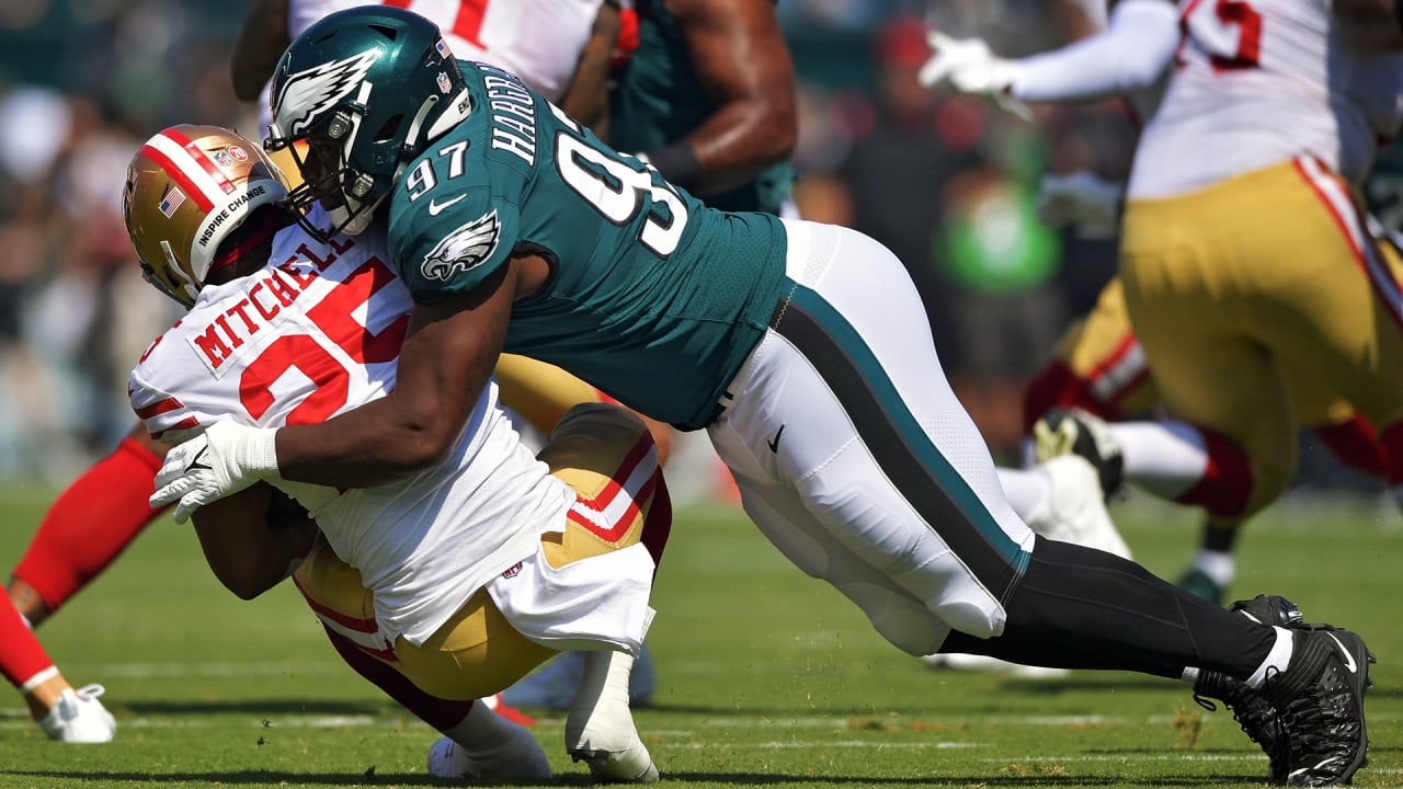 Post-Snap Read: Javon Hargrave, Jordan Mailata highlight strong trench play