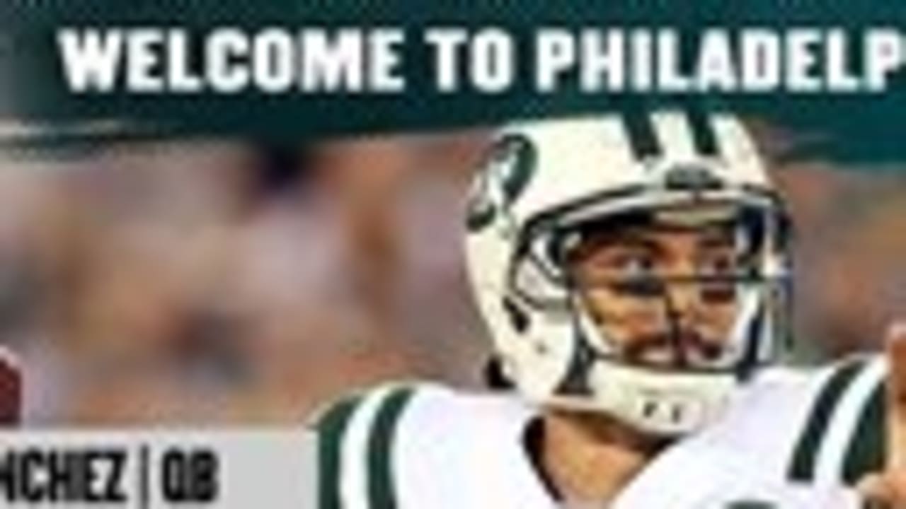 Jets sign Michael Vick, release Mark Sanchez