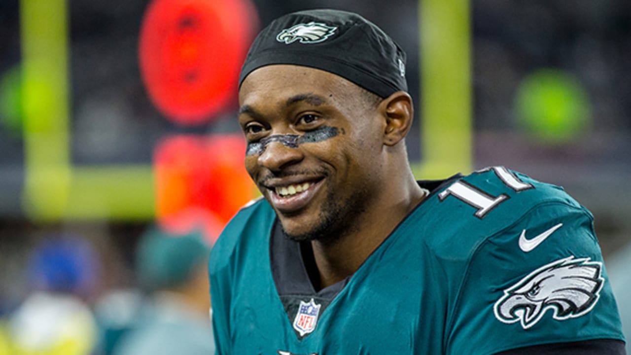 Eagles' Alshon Jeffery says he wants to bring back Kelly green jerseys