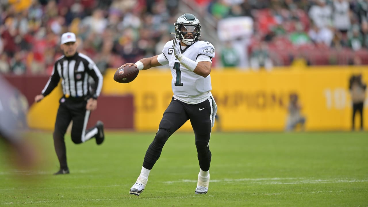 Grading Eagles' Jalen Hurts' 2021 performance  Report card following  wild-card loss to Buccaneers 