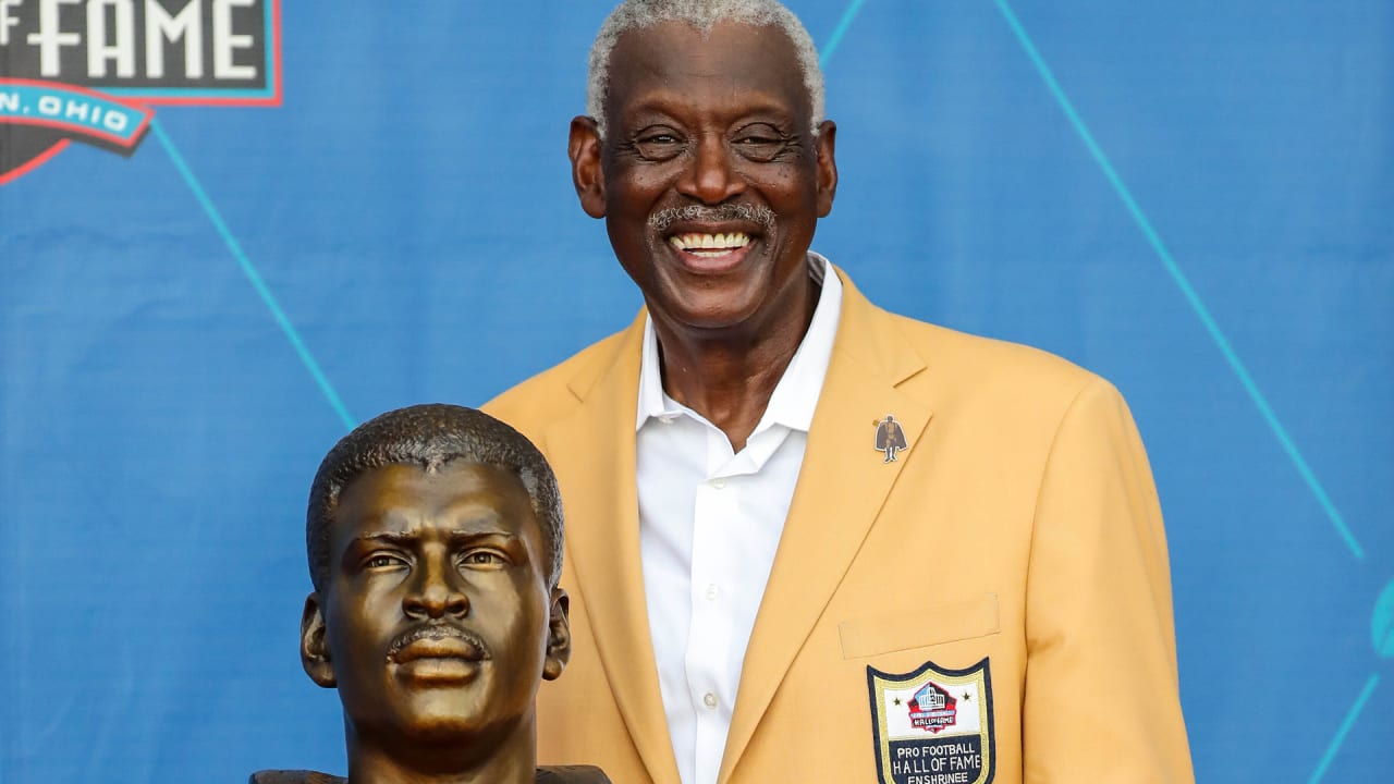 Philadelphia Eagles: Harold Carmichael takes a Hall of Fame bow (video)