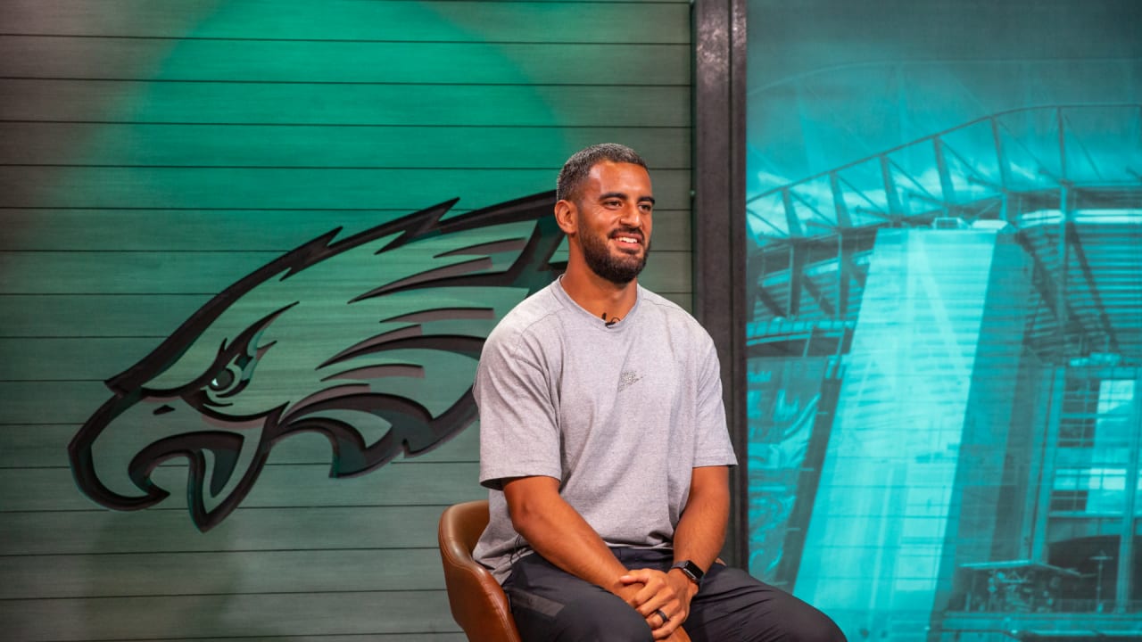 Marcus Mariota explains why he signed with the Eagles