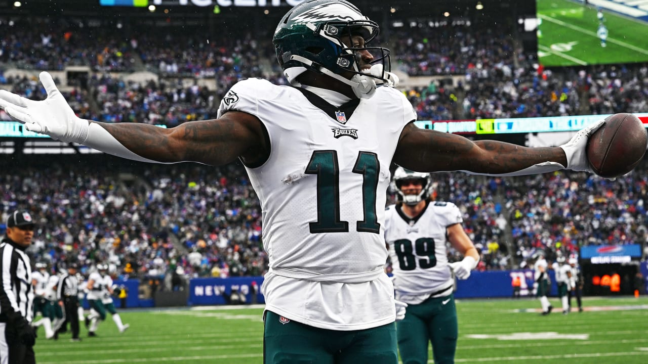 A.J. Brown Discusses Eagles Clinching Playoff Berth, Goals Moving Forward