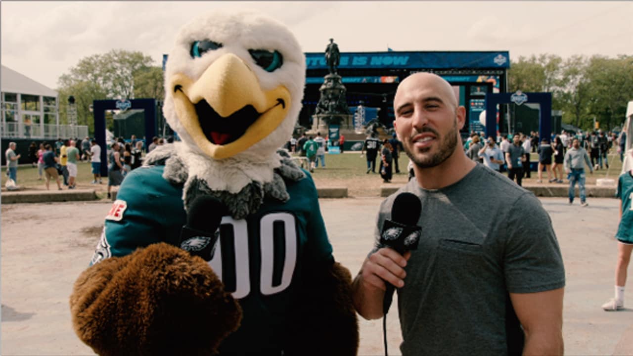 Chris Maragos: Draft Correspondent