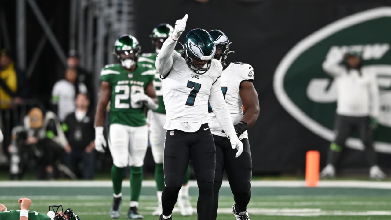 Eagles' Kelly Green Alternate Jerseys Will Return in 2023, Jeffrey Lurie  Says, News, Scores, Highlights, Stats, and Rumors