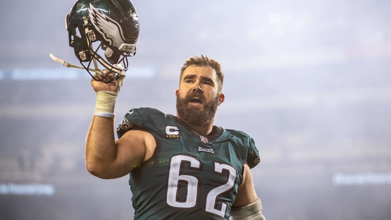 Press Pass: Jason Kelce, Fletcher Cox, and DeVonta Smith