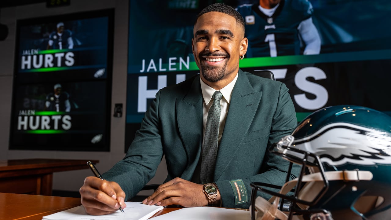 Philadelphia Eagles sign Jalen Hurts to a record-setting contract