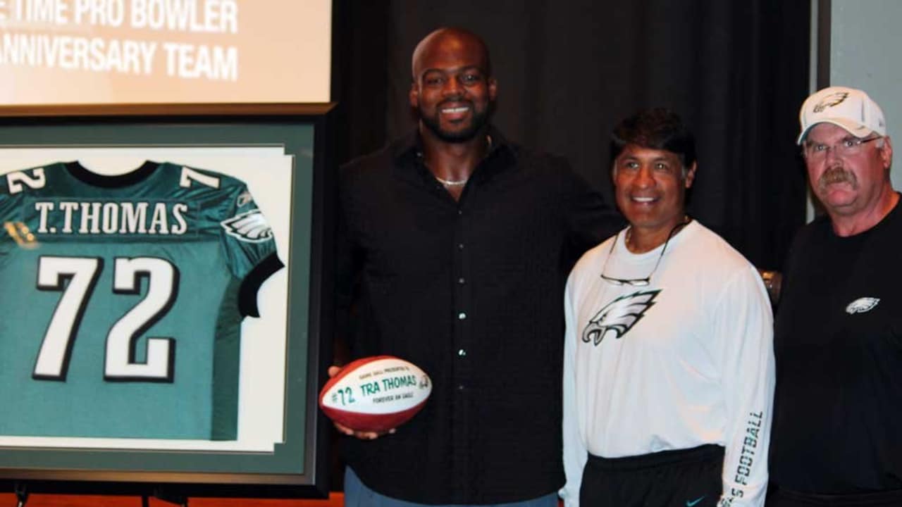 Tra Thomas Retires An Eagle