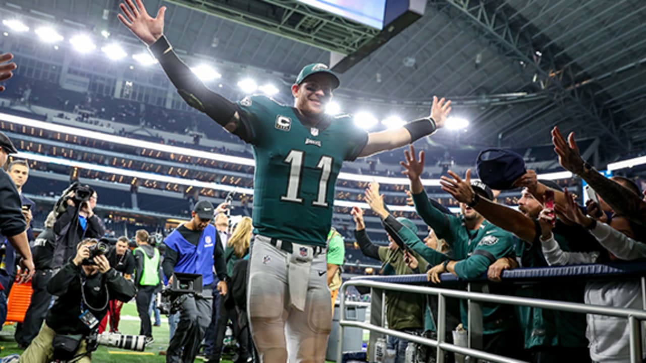 The Eagles used a play from 2017 to help Carson Wentz throw his