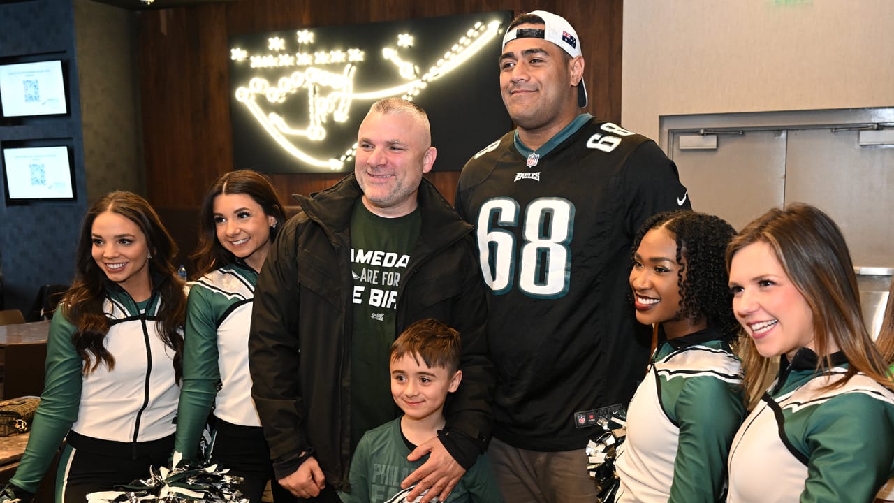 Philadelphia Eagles open sensory room for fans with autism