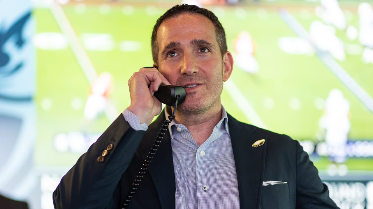 The Decision Makers: NFL Network spotlights Executive VP/GM Howie Roseman