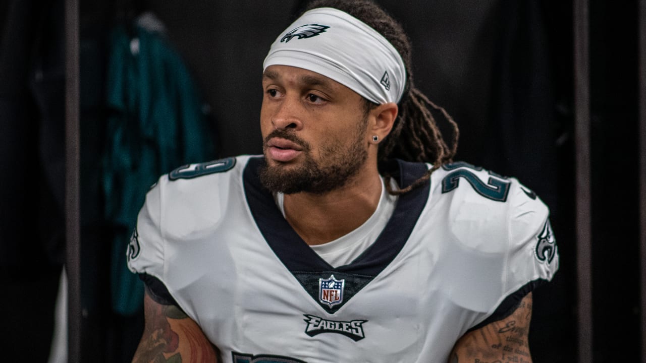 Philadelphia Eagles cornerback Avonte Maddox back inside where he