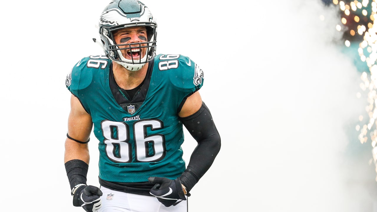 Zach Ertz Says Eagles Drama Is in the Past: 'This Is the Place I