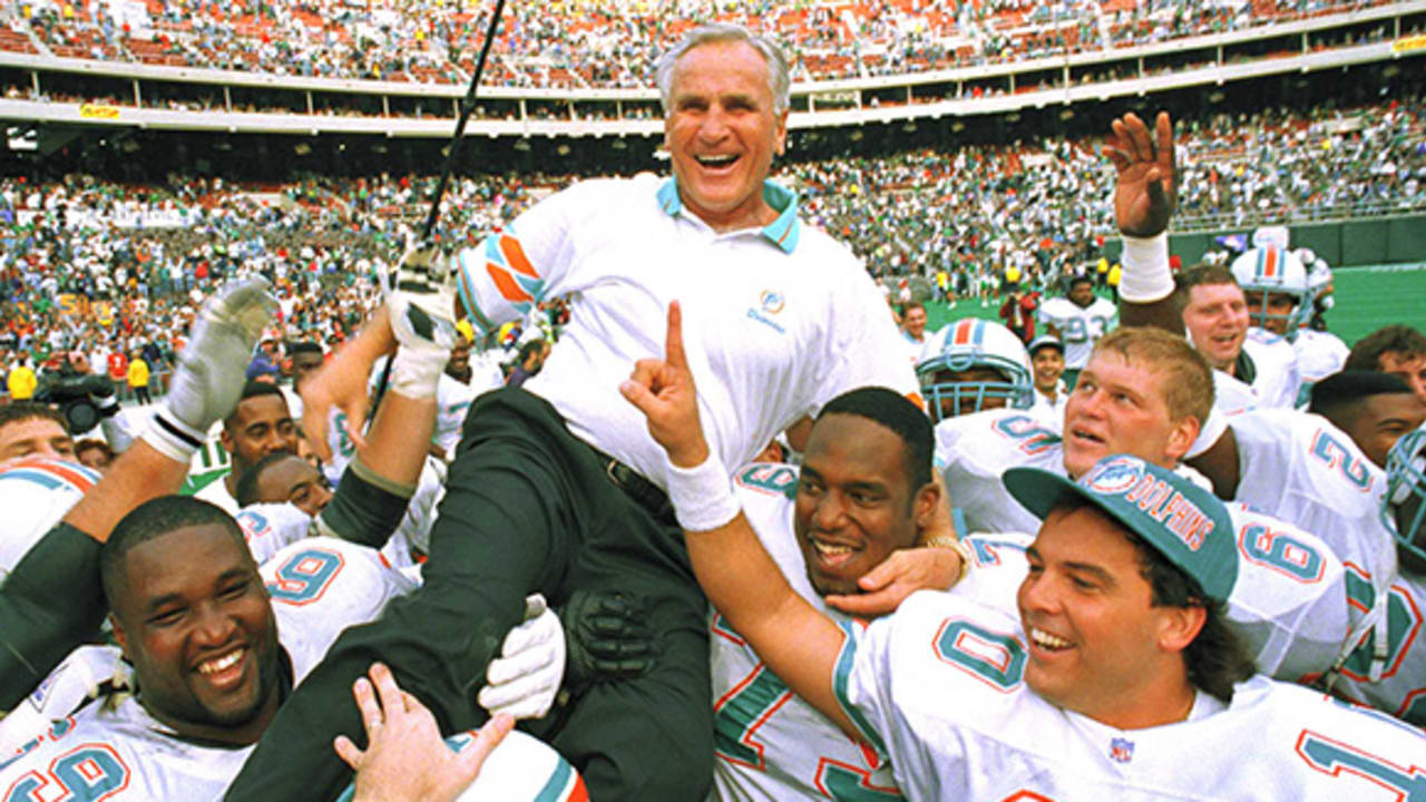 This Day in Dolphins History: Dolphins Beat Cowboys on Thanksgiving in  Leon Lett Game - Miami Dolphins