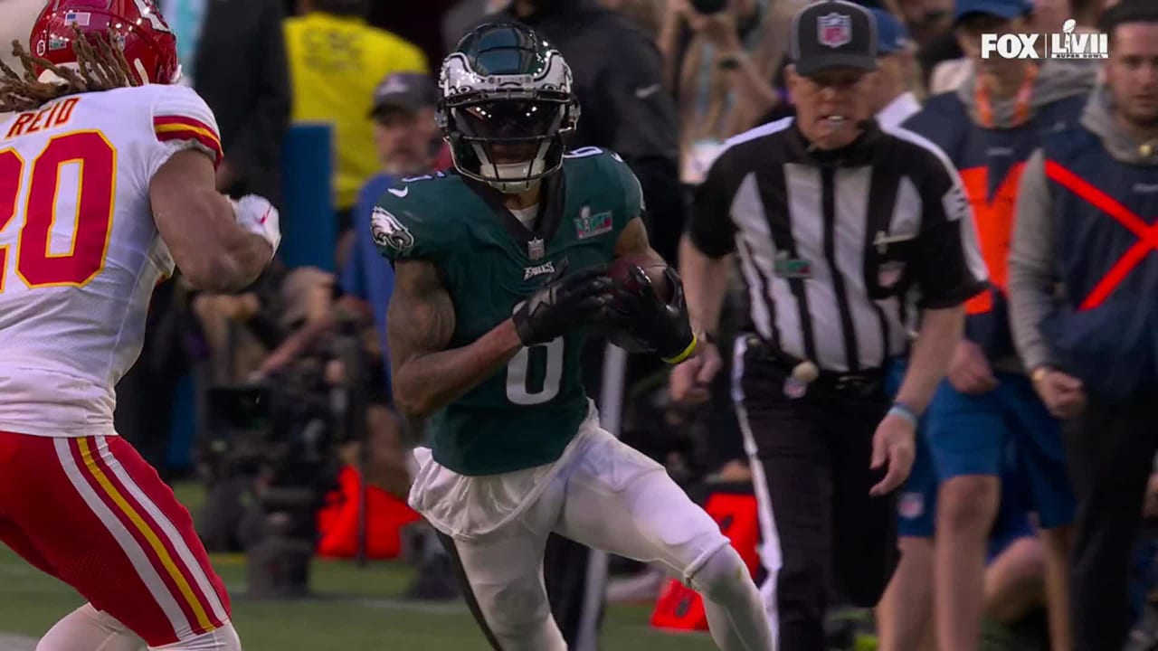 Highlight: Britain Covey's 27-yard punt return gives Eagles favorable field  position