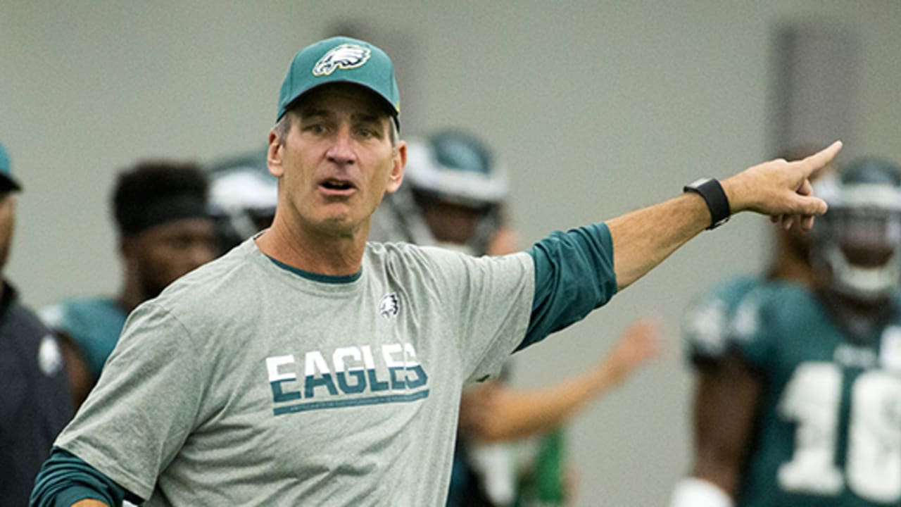 Philadelphia Eagles OC Frank Reich the favorite for Colts' head coaching  job 