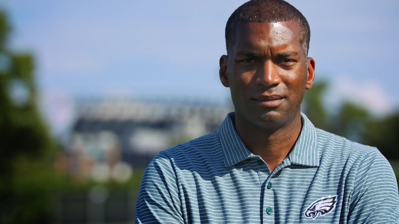 The Team Behind The Team Dr. Christopher Dodson