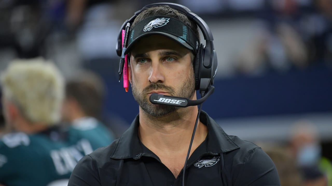 Eagles Nick Sirianni wears 'Beat Dallas' T-shirt; Landon Dickerson