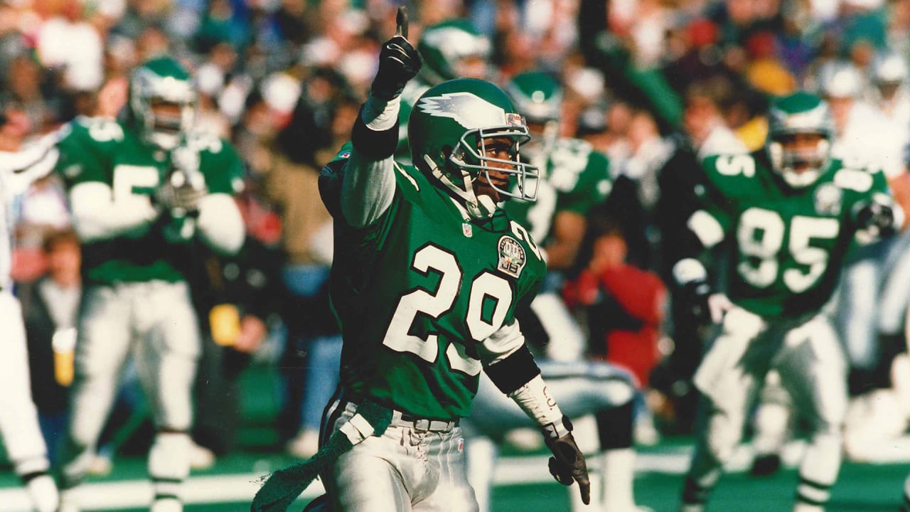 Philadelphia Eagles - Lito Sheppard will serve as our Santander Bank US  Honorary Alumni Captain for #SEAvsPHI. #FlyEaglesFly