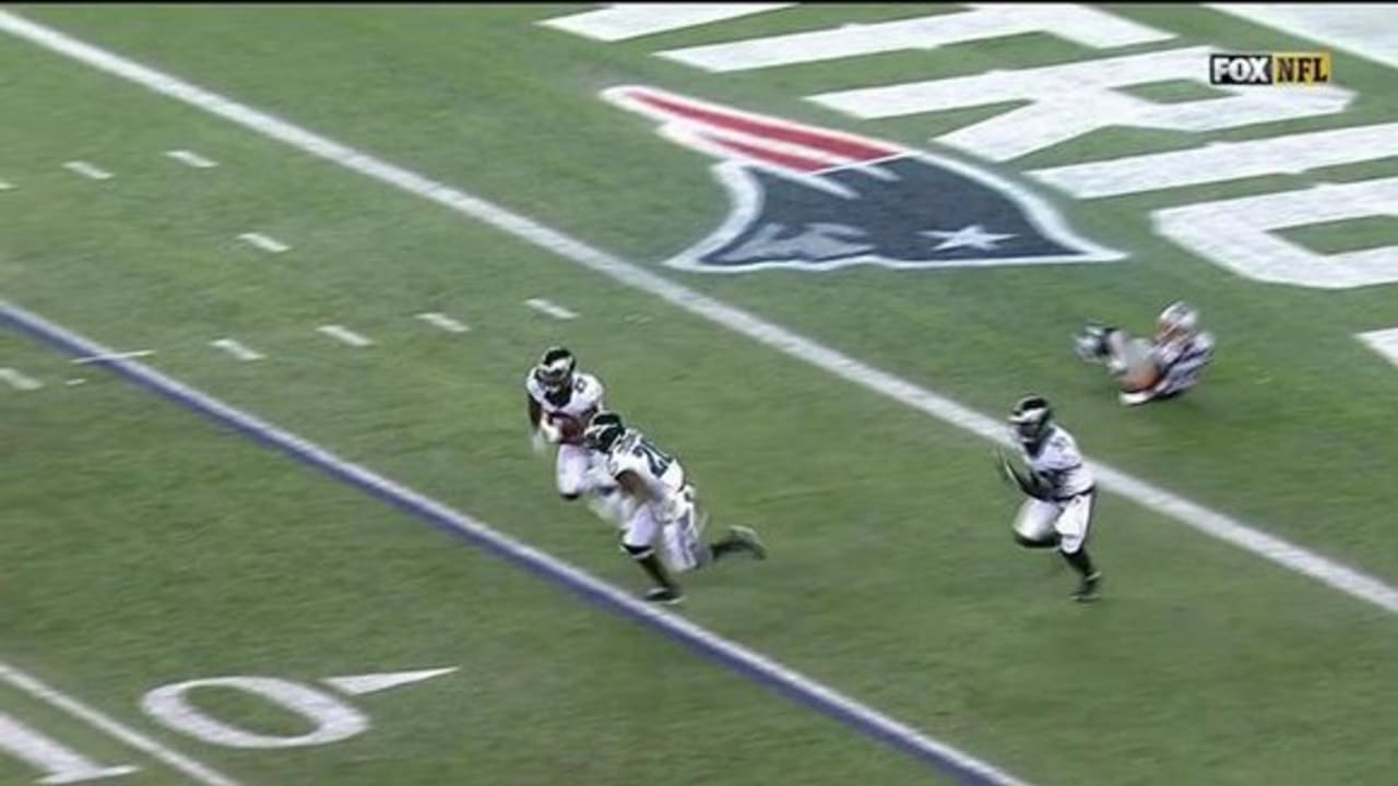 Tom Brady throws 100-yard pick-six to Eagles' Malcolm Jenkins