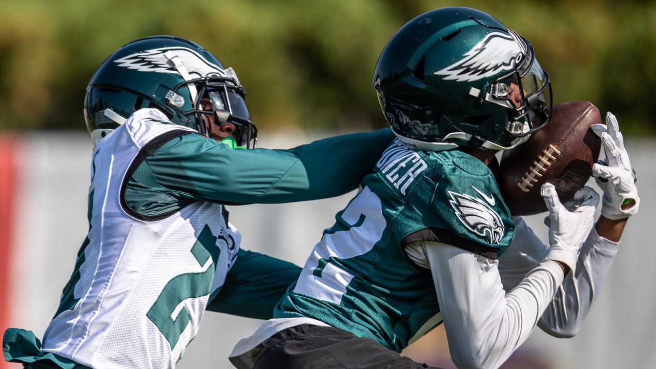 Eagles vs. Buccaneers final score, results: D'Andre Swift and A.J. Brown  shine as Philadelphia moves to 3-0