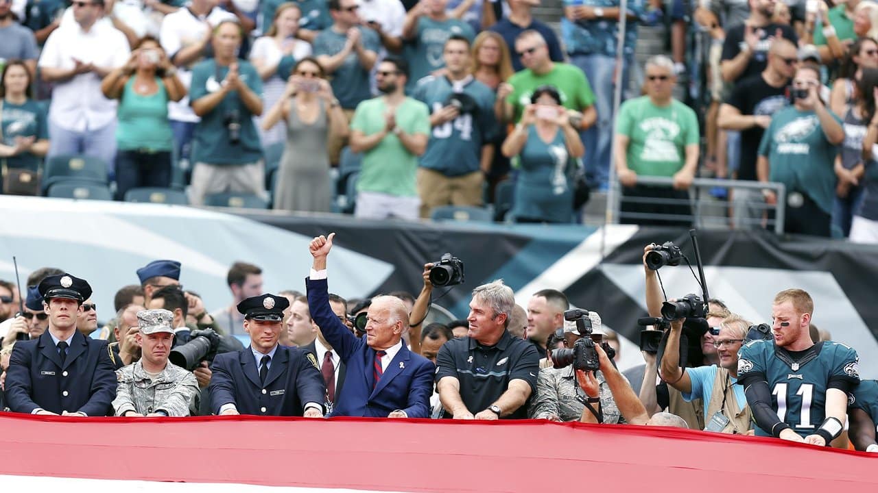 Eagles Remember The Events Of 9/11