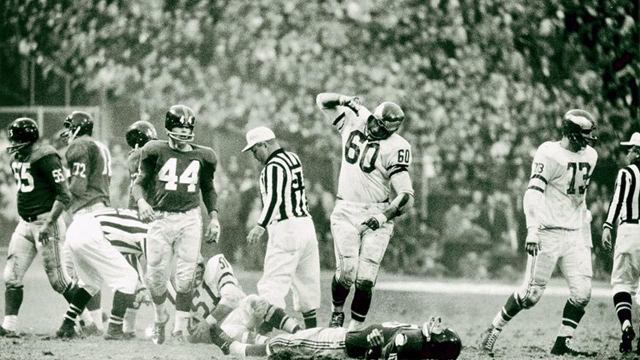 Philadelphia Eagles - Chuck Bednarik with his 1960 Championship teammates