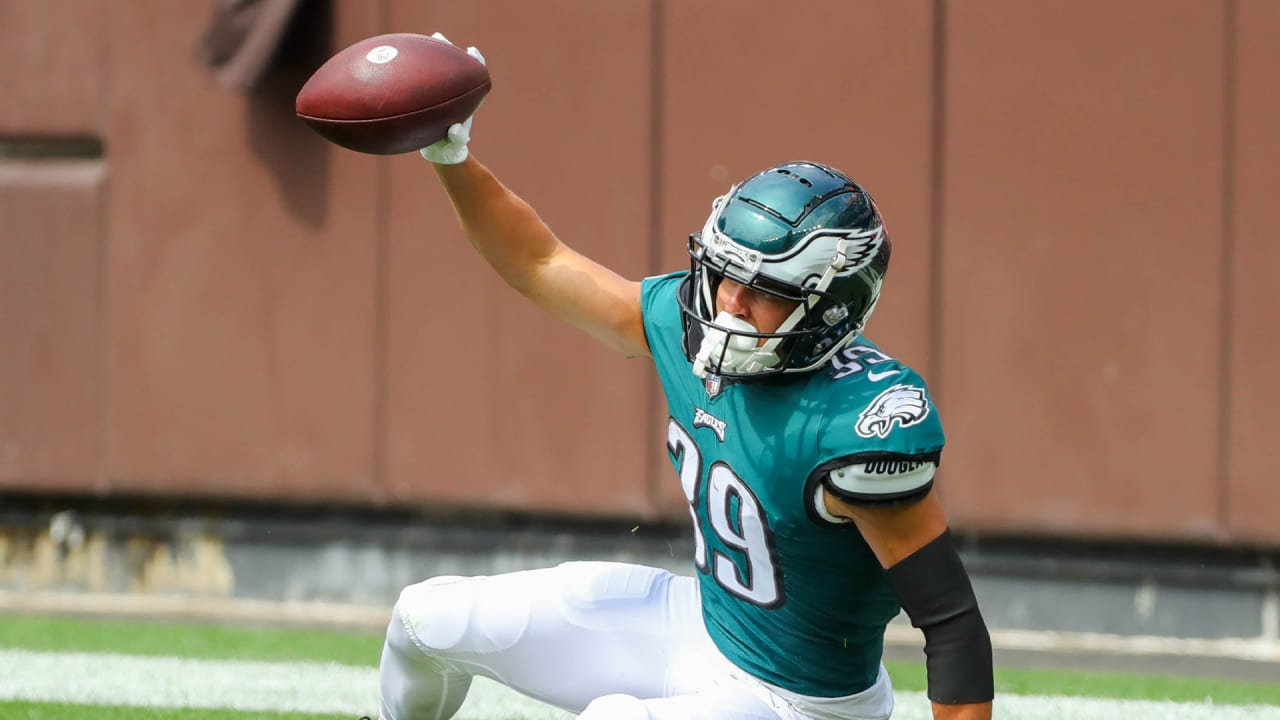 Eagles' Gardner Minshew, reserves lead team to 21-20 win over Browns  without Jalen Hurts