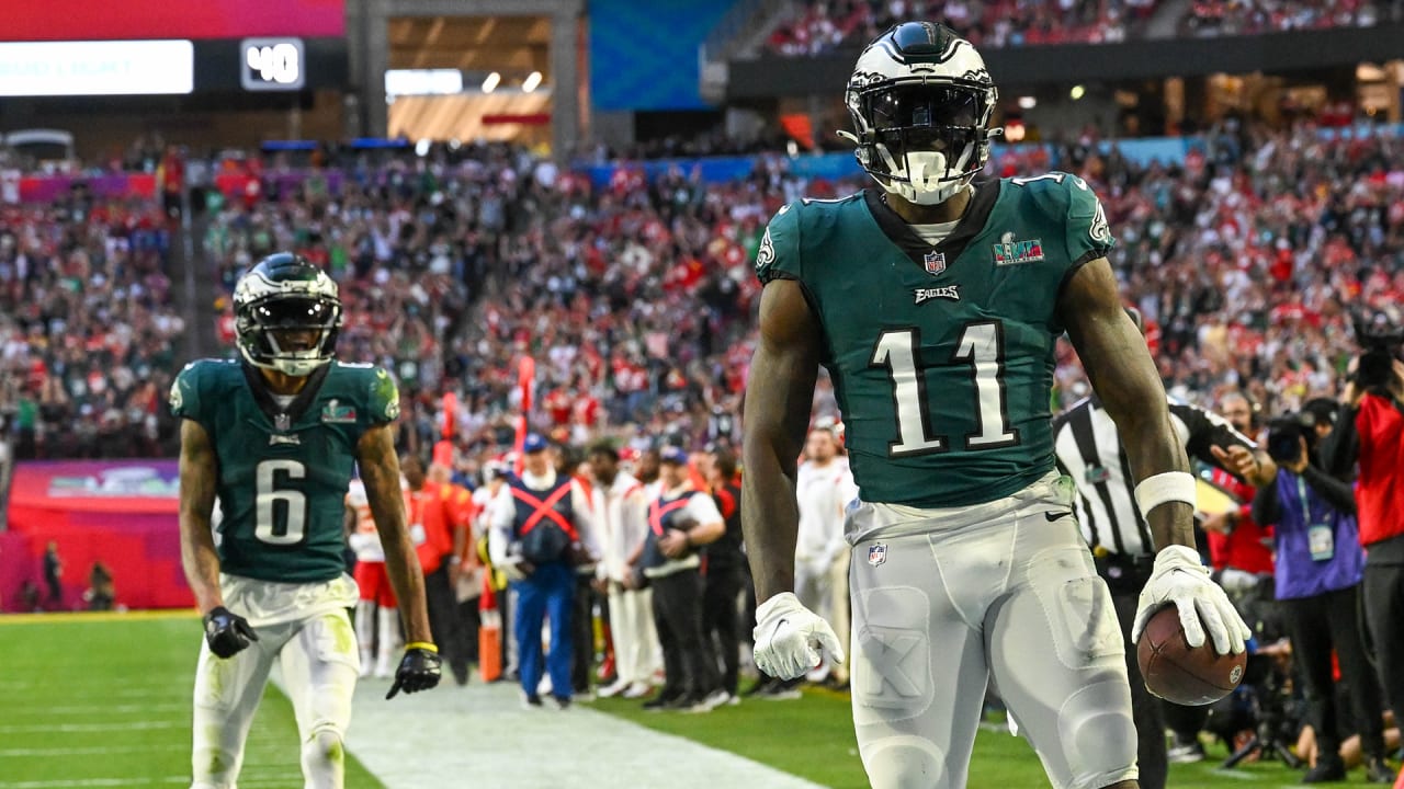 Watch: A.J. Brown Gives Eagles Lead with Highlight TD