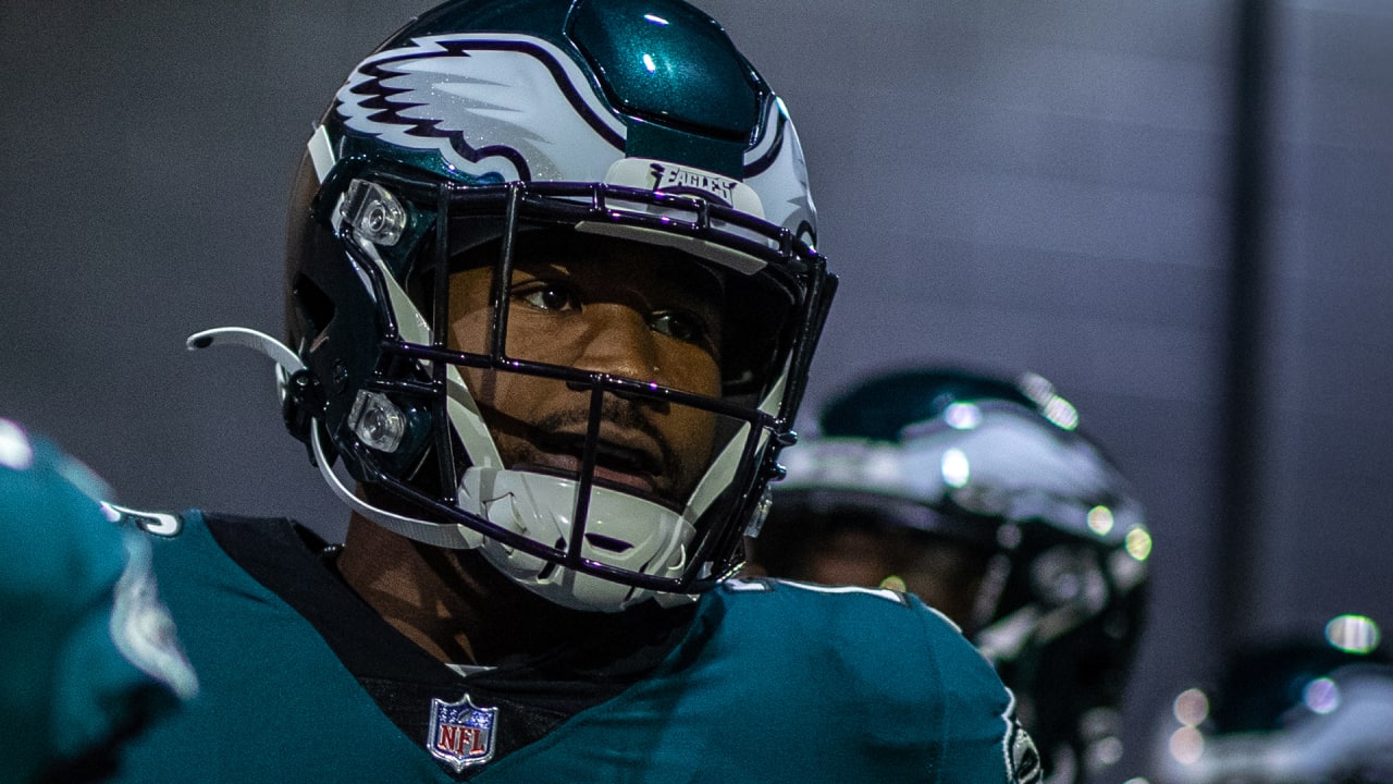 Eagles Running Back Miles Sanders Leaves with Ankle Injury