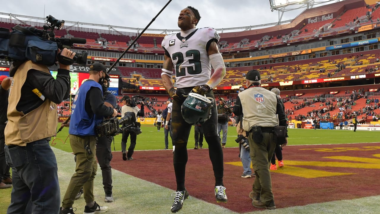 Darius Slay, Rodney McLeod among Eagles who kneel during national