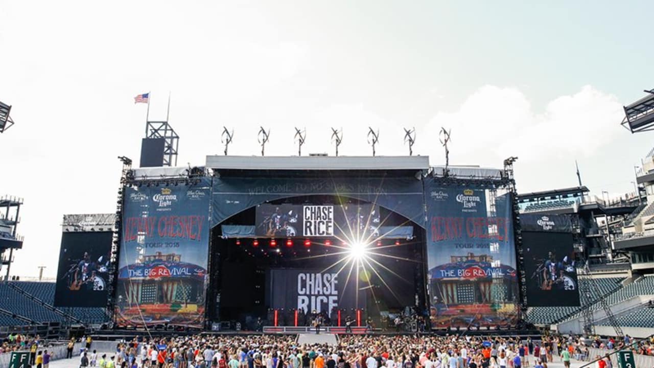 Eagles offer Lincoln Financial Field for free wedding ceremonies