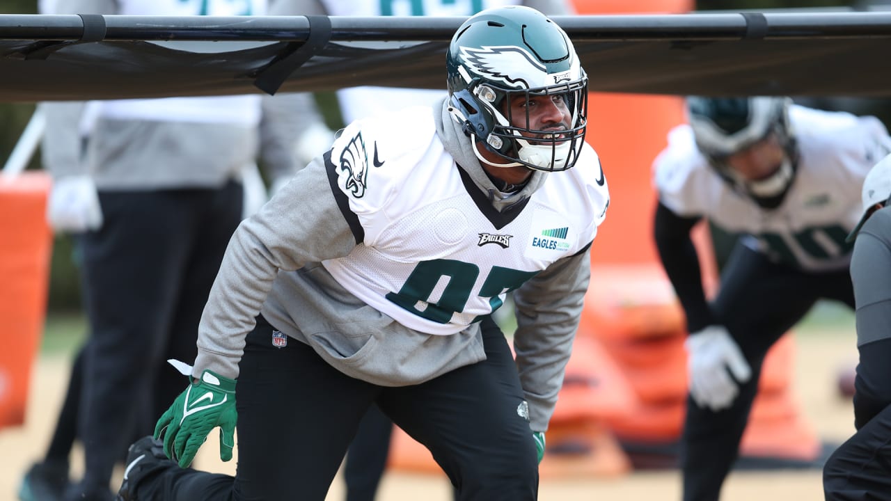 Philadelphia Eagles rookie WR DeVonta Smith plays with 'bigger purpose'  after events involving former teammate Henry Ruggs III - 6abc Philadelphia