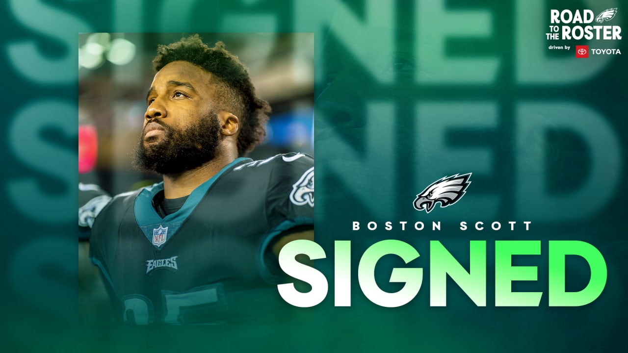 Eagles bring back Boston Scott on a oneyear deal