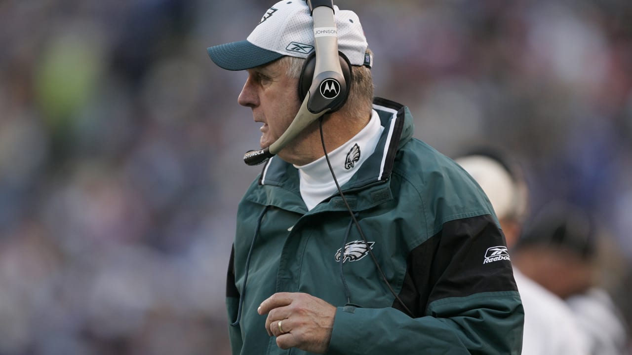 Eagles offensive coordinator Brian Johnson under fire for