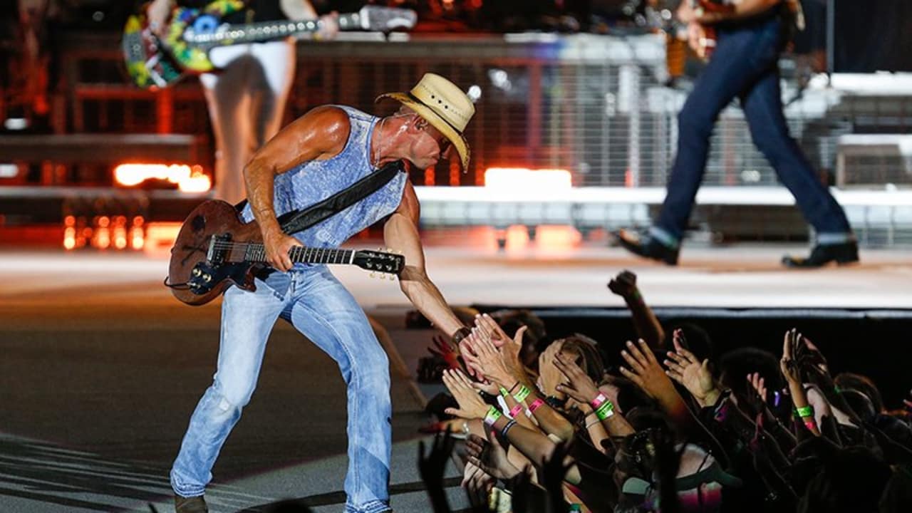 Kenny Chesney's Big Revival Tour