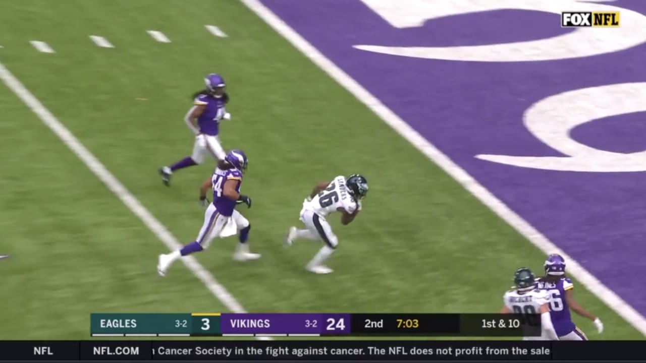 Miles Sanders snags perfect pass from Carson Wentz 