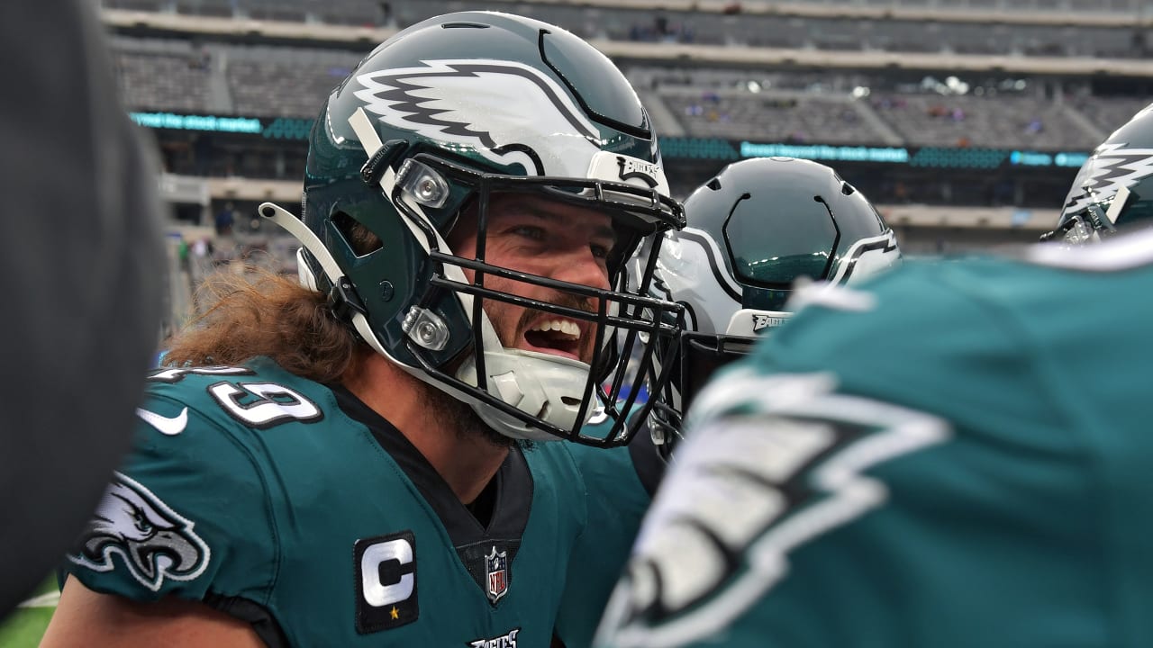 Eagles' Alex Singleton developed as a sideline-to-sideline tackler