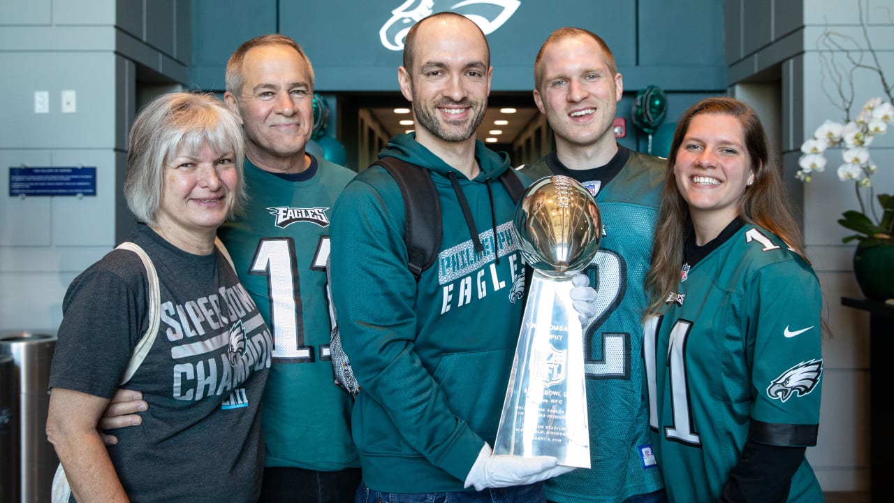 matt-macmillan-wins-philadelphia-eagles-season-tickets-for-10-years
