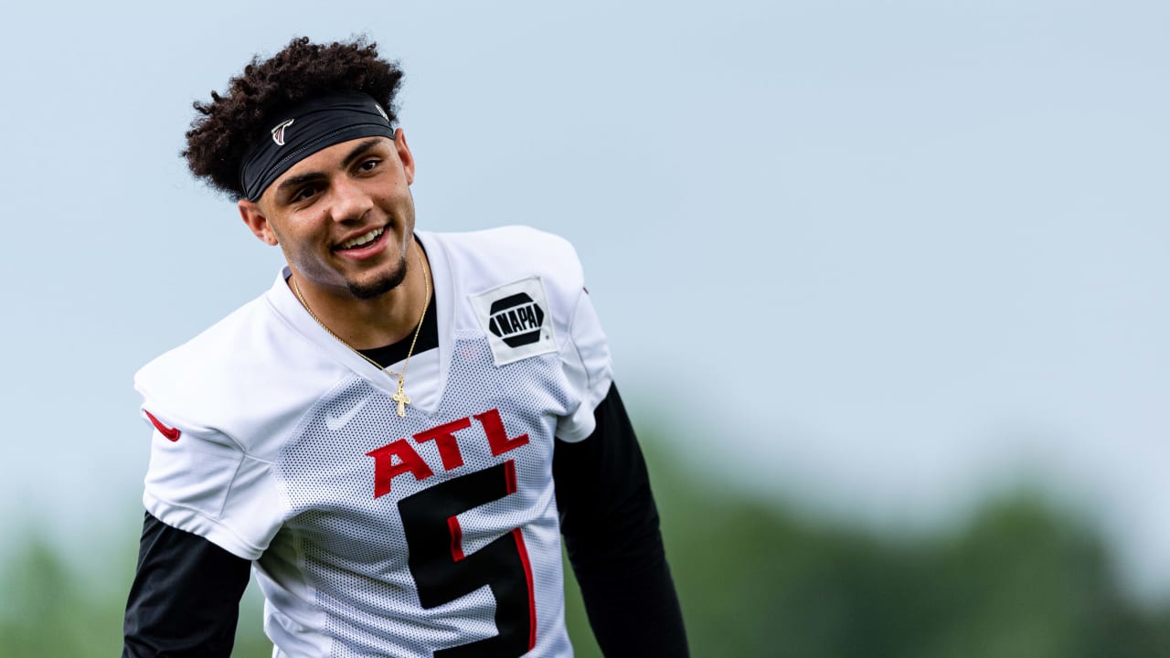 Atlanta Falcons WR Drake London Tapping Into Potential - Sports Illustrated  Atlanta Falcons News, Analysis and More