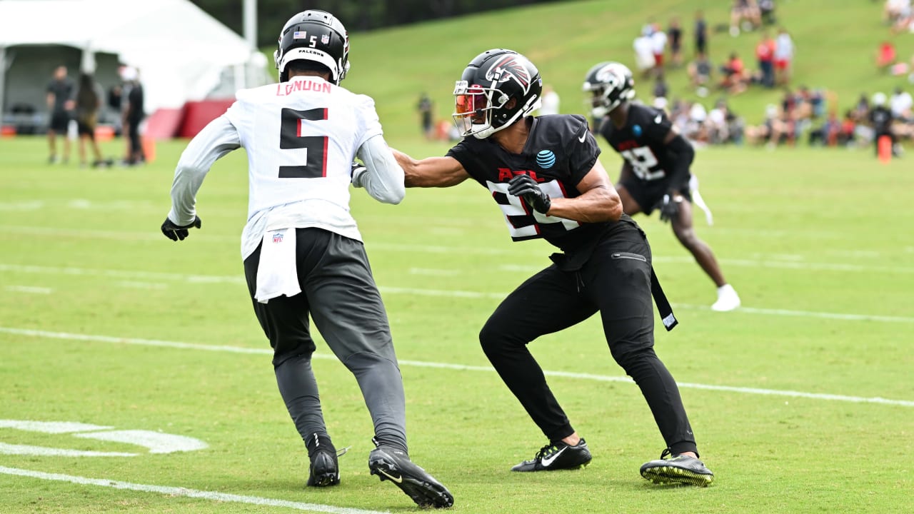 Camp report: A.J. Terrell showing versatility, Jaylinn Hawkins gets a pick, Feleipe Franks pulling double duty and more - Vimarsana News