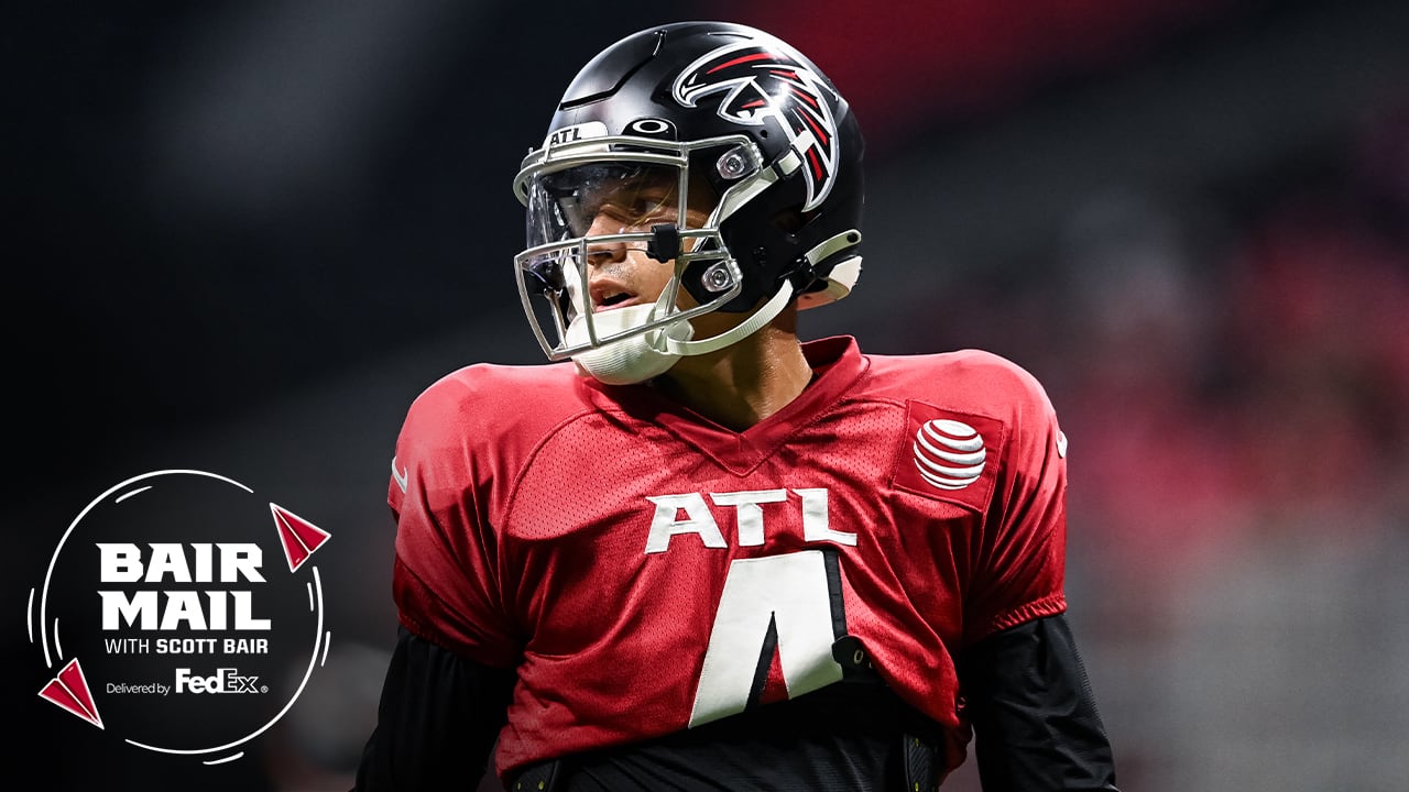 Atlanta Falcons wide receiver Jared Bernhardt (83) runs with the ball  against the New York Jets