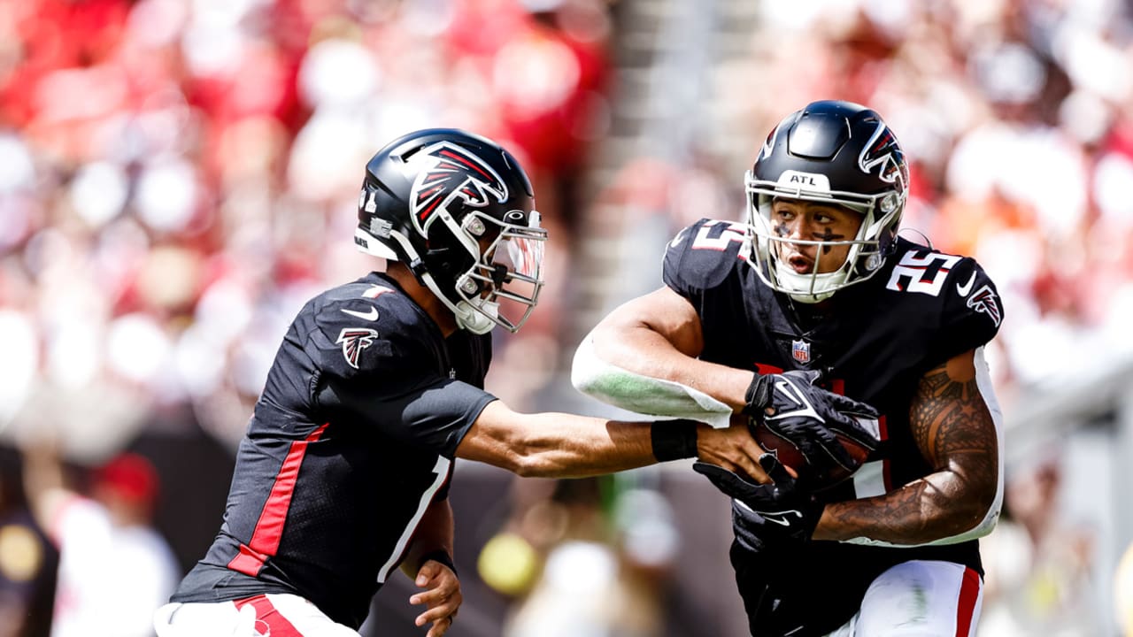 Fantasy Flames RB: Falcons' Tyler Allgeier to peck away at Chargers  National News - Bally Sports